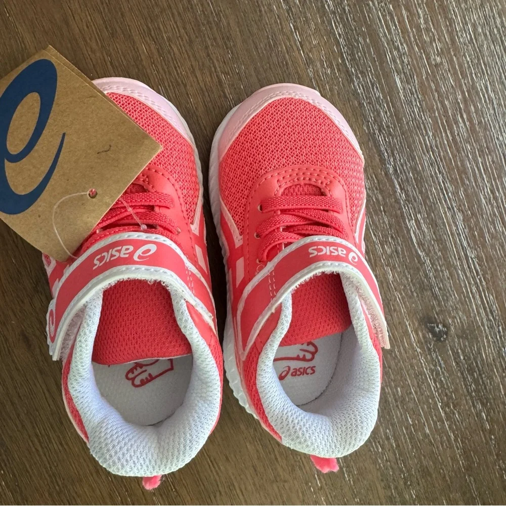Asics contend td
